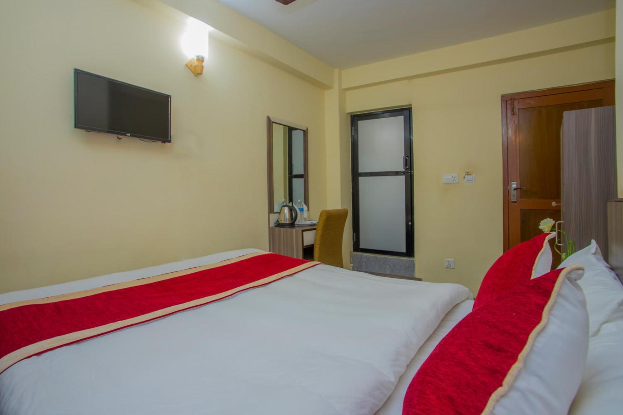 Oyo 297 Hotel Aayam Katmandu Eksteriør bilde