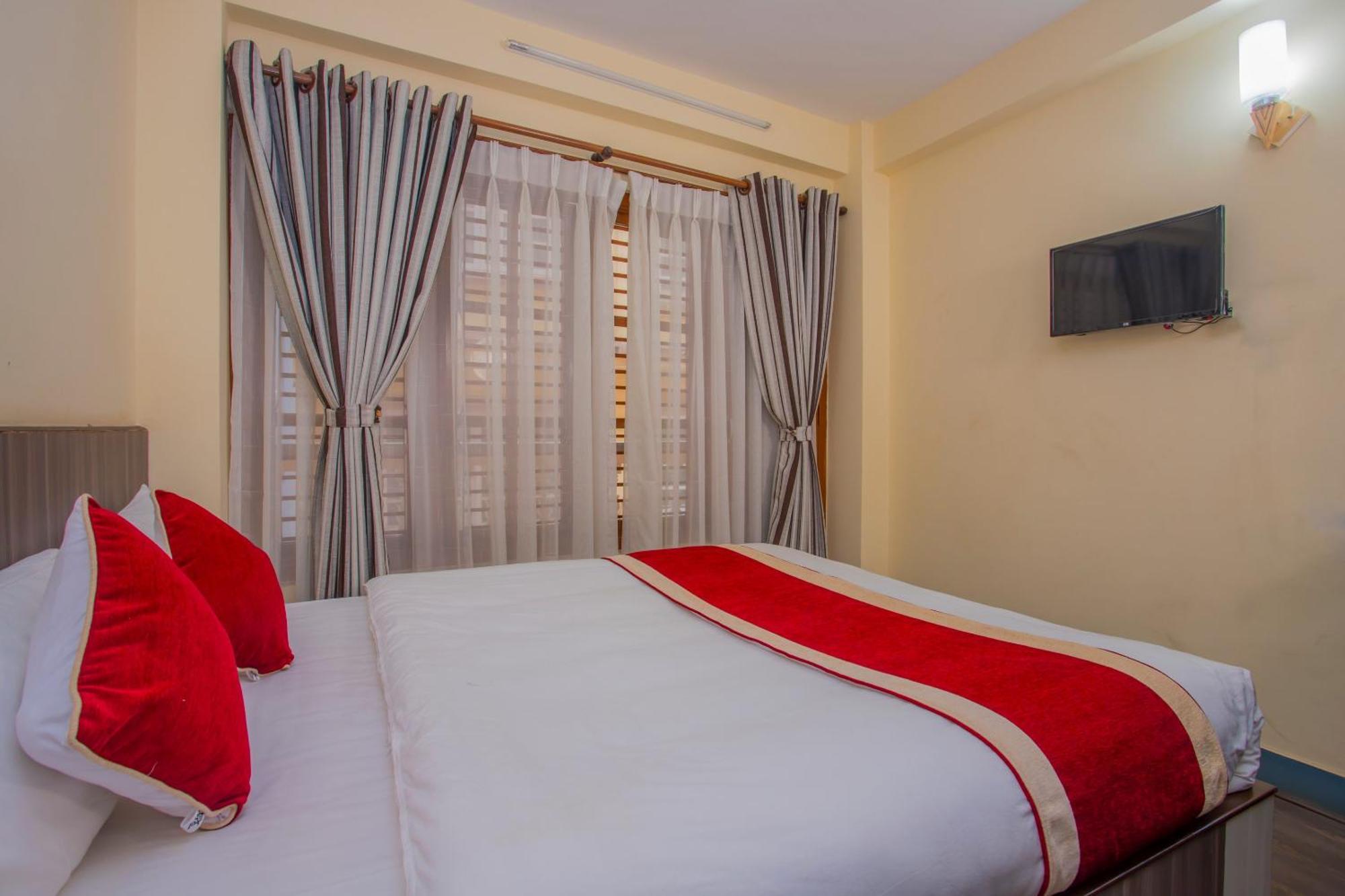 Oyo 297 Hotel Aayam Katmandu Eksteriør bilde